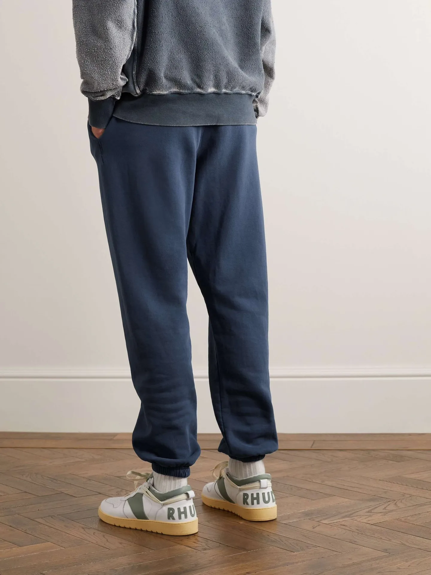 Gallery Dept. English Logo Sweat Pant English Basic Logo Sweat Pant Vintage Washed Trousers Washed Black S-XL ⚠️Note: The genuine product is not black and the color is navy blue. Don’t buy the wrong one!